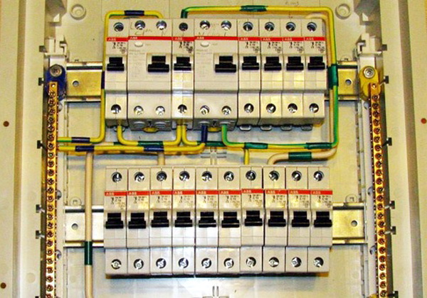 Электрический щит в доме